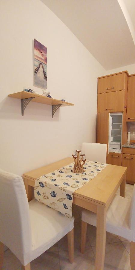 Ferienwohnung Finkenbergweg Зебниц Екстериор снимка